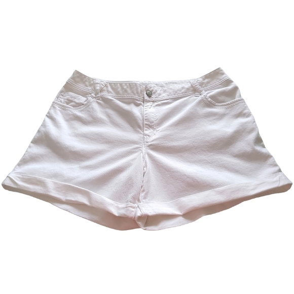 ๐ต 2 FOR $40 ๐ต LANE BRYANT WHITE DENIM SHORTS - Picture 9 of 10